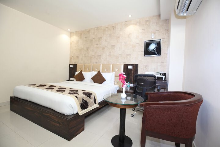 Room 12 of 59