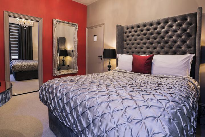 Room 14 of 75