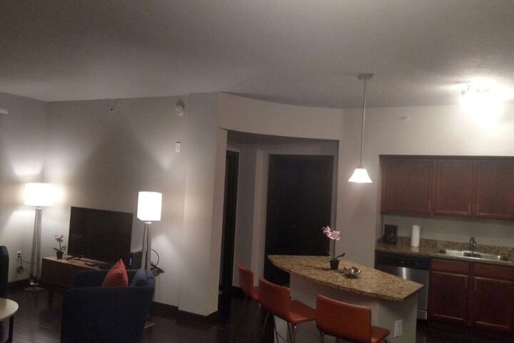 Room 2 of 2