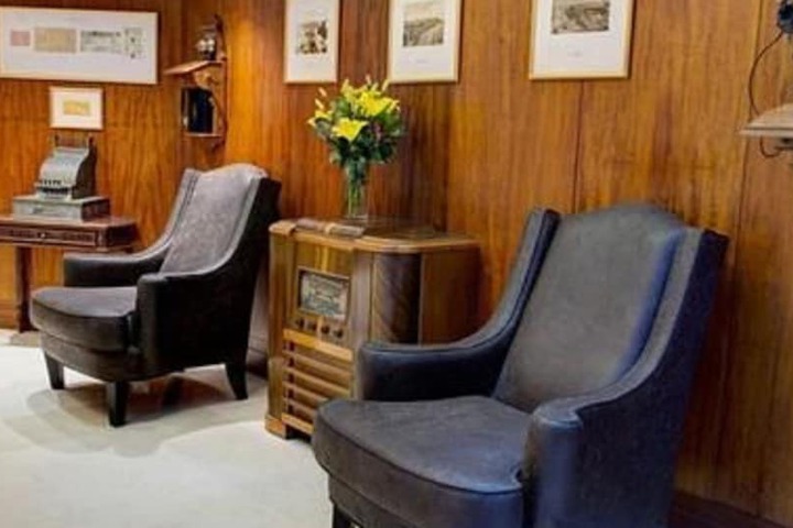 Entrance & Lobby