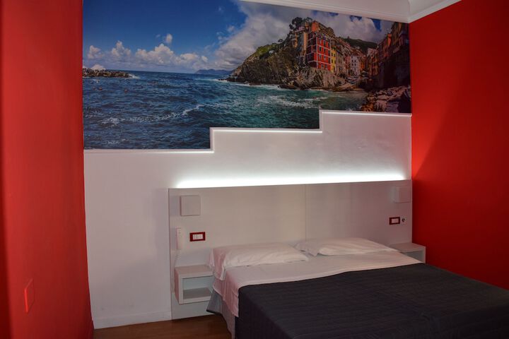 Room 12 of 51