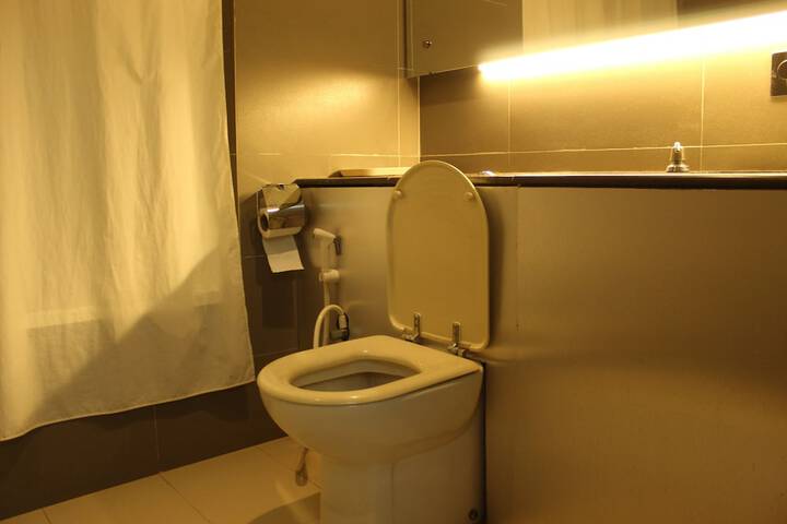Room 46 of 67