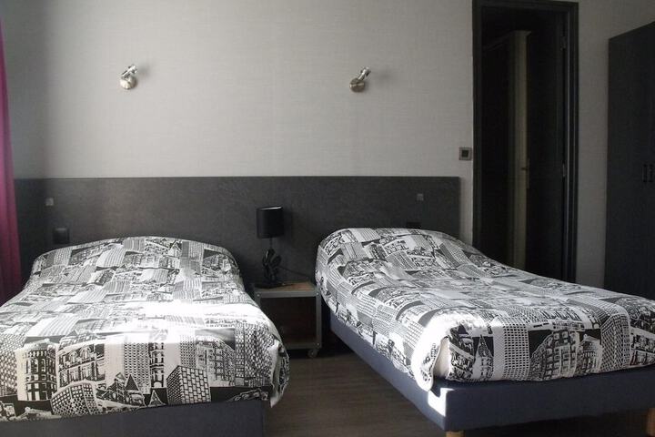Room 18 of 45