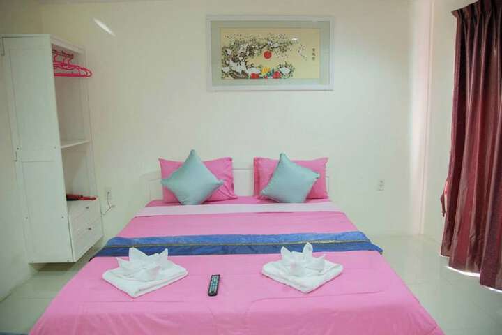 Room 35 of 114