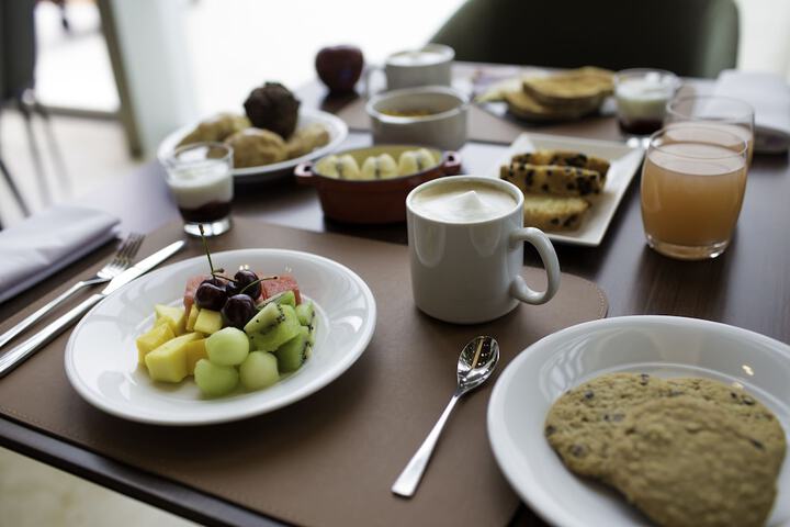 Breakfast/Coffee Service 98 of 125