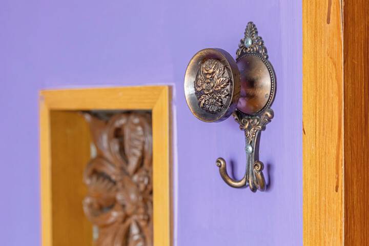 Room 16 of 151