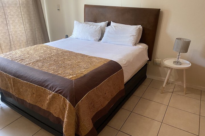 Room 2 of 15