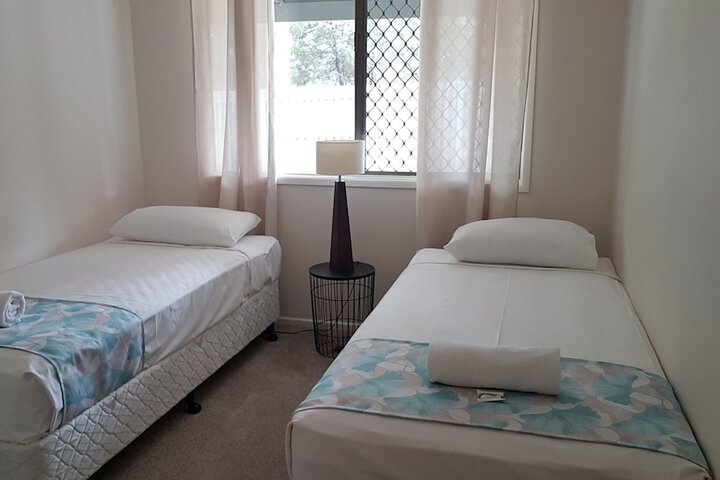 Room 27 of 108