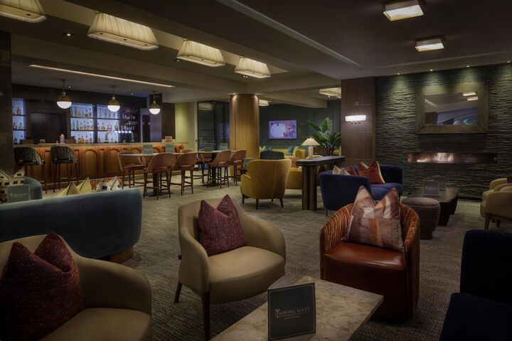 Lounge 97 of 114