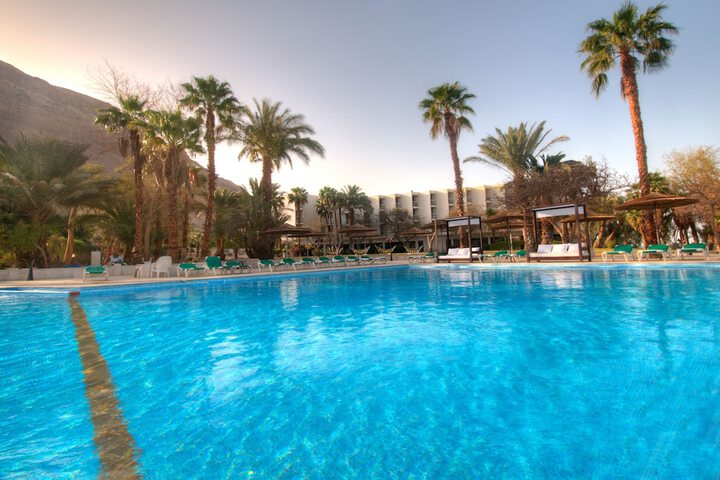 Pool Hotel