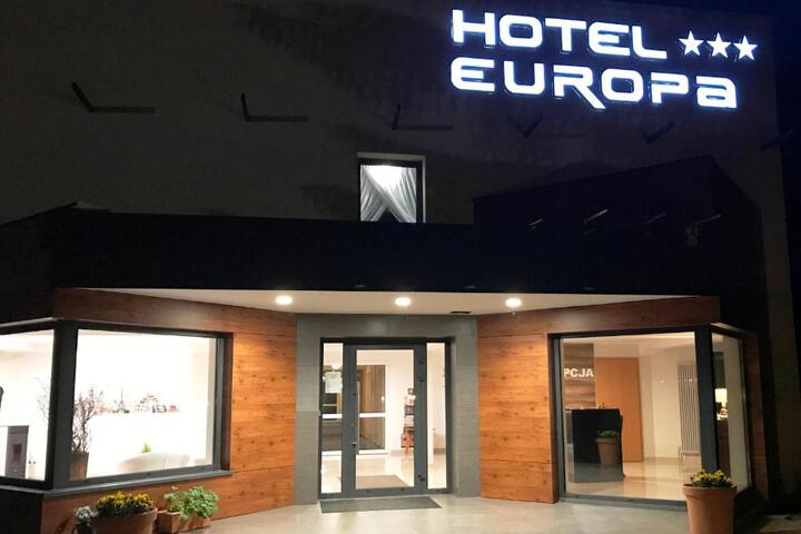 Exterior of Hotel Europa