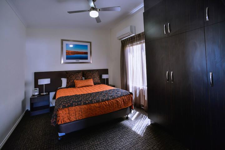 Room 35 of 89