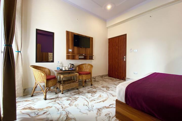 Room 18 of 31