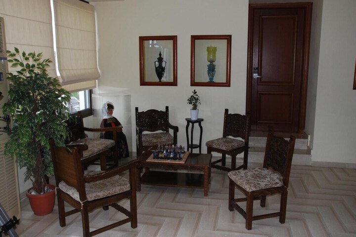 Dining 55 of 71