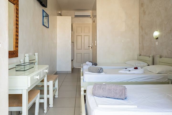Room 14 of 31