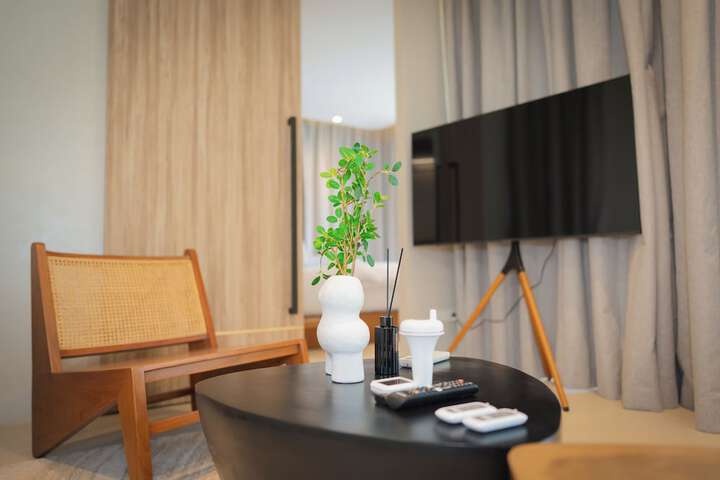 Room 28 of 125