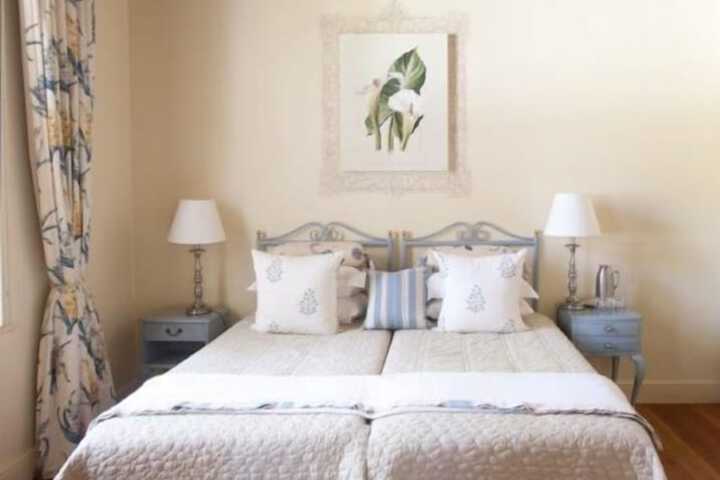 Room 6 of 37