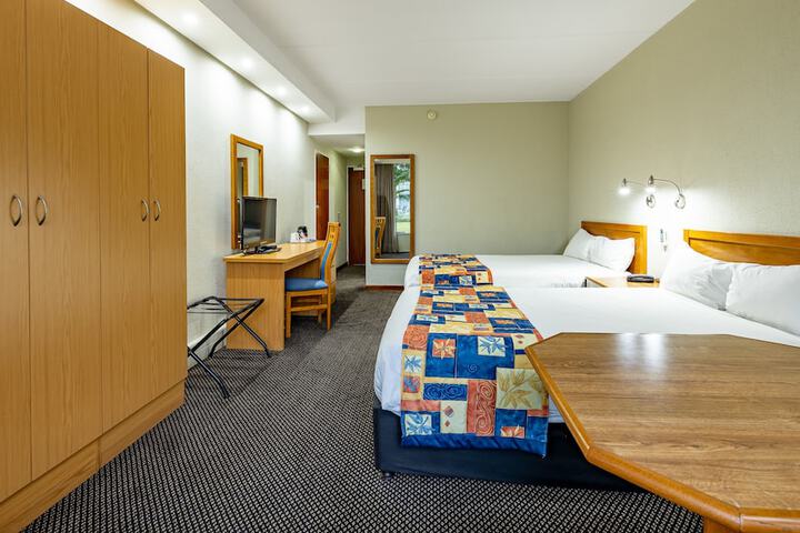 Room 8 of 88
