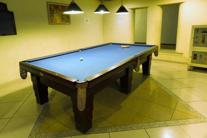 Lounge 24 of 45