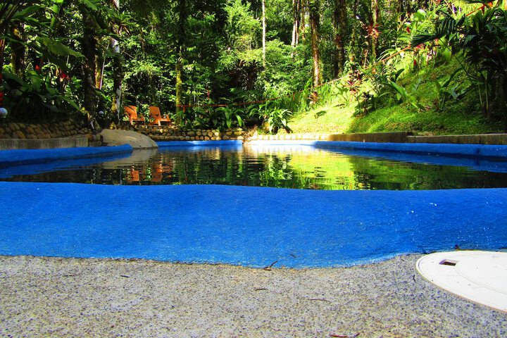 Hotel Pool