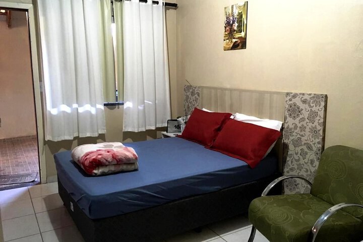 Room 2 of 18