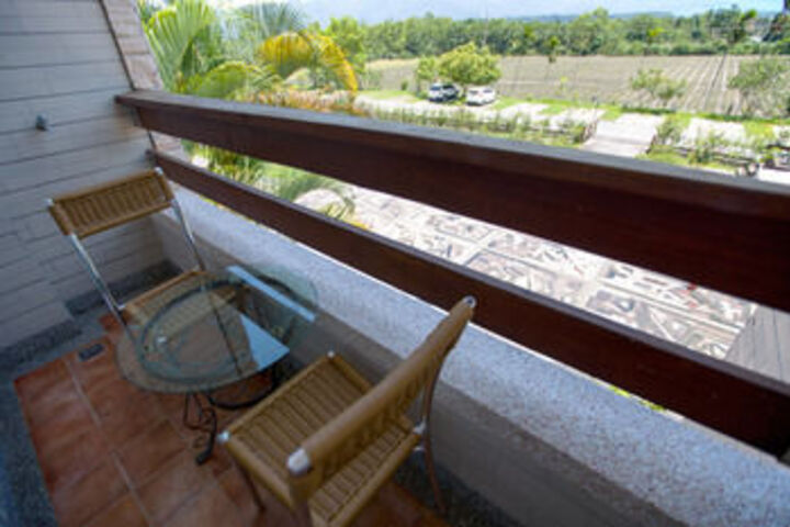 Terrace/Patio 3 of 32
