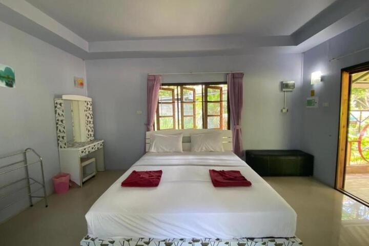 OYO 966 Boss Khaoyai