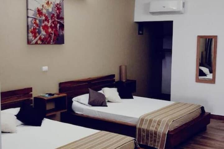 Room 5 of 47