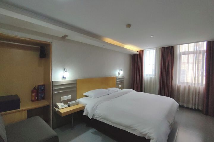 Room 26 of 55