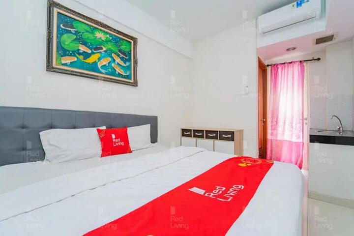 RedLiving Apartemen Green Lake View Cimanggis - WIN Property
