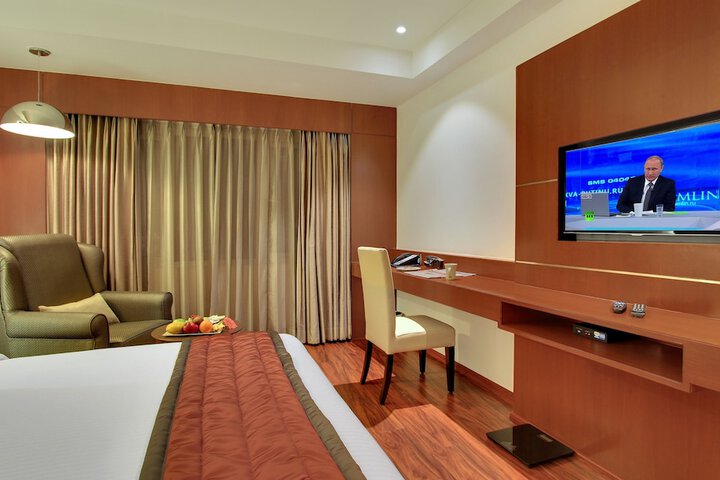 Room 8 of 45