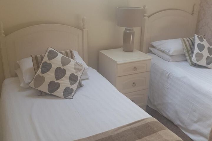 Room 12 of 49