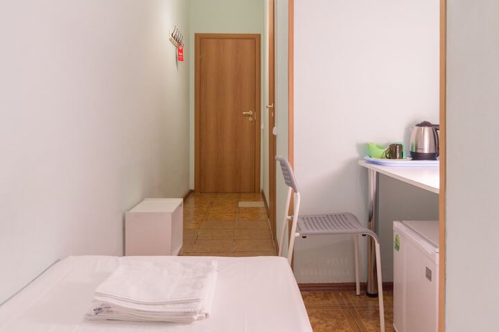 Room 19 of 73