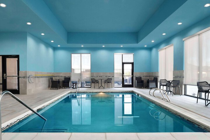 Pool 32 of 49