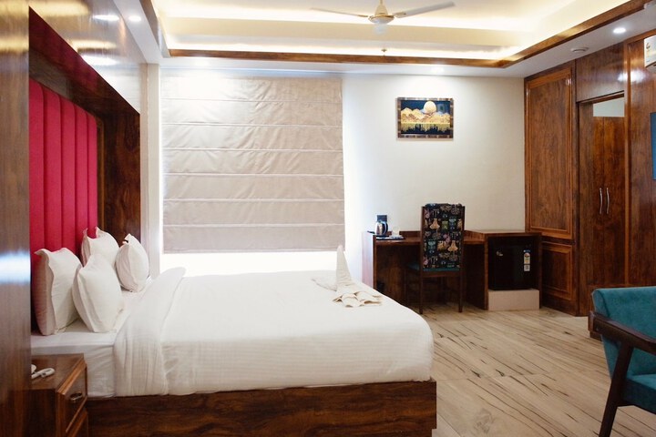 Room 20 of 64