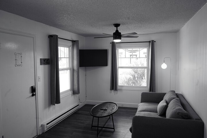 Room 22 of 37
