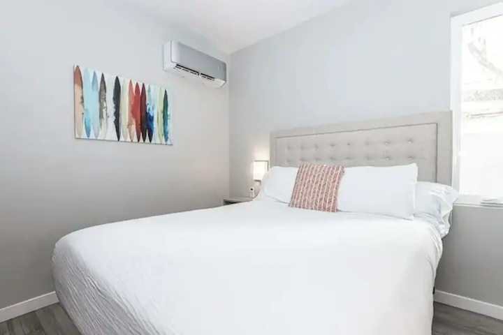 Room 3 of 19