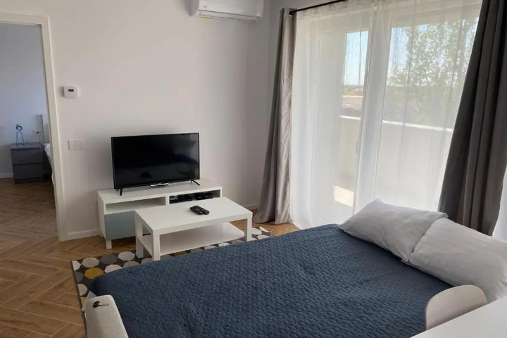 Room 3 of 14