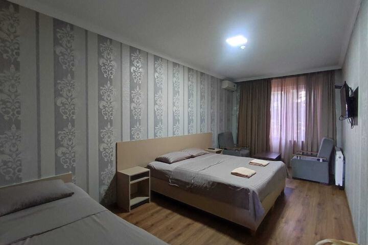 Room 15 of 26