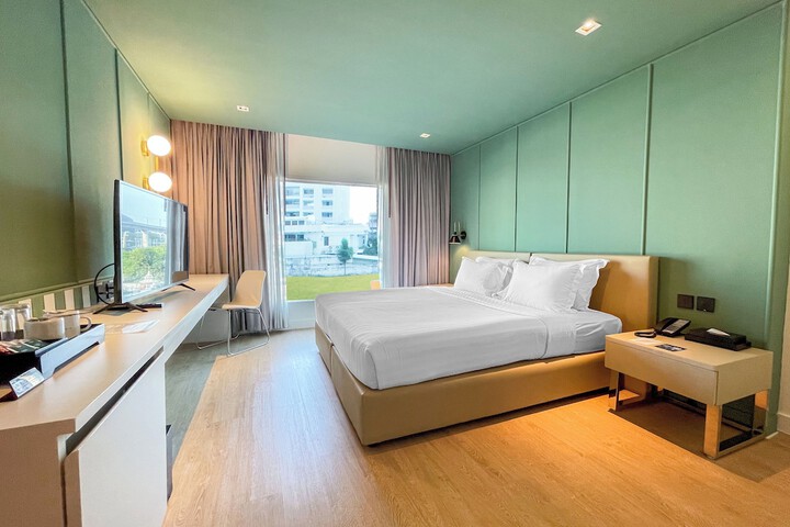 Room 15 of 57