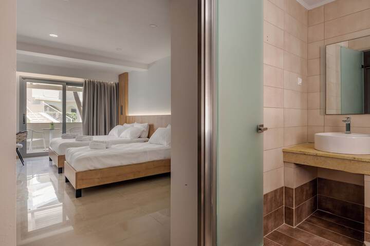 Room 15 of 67