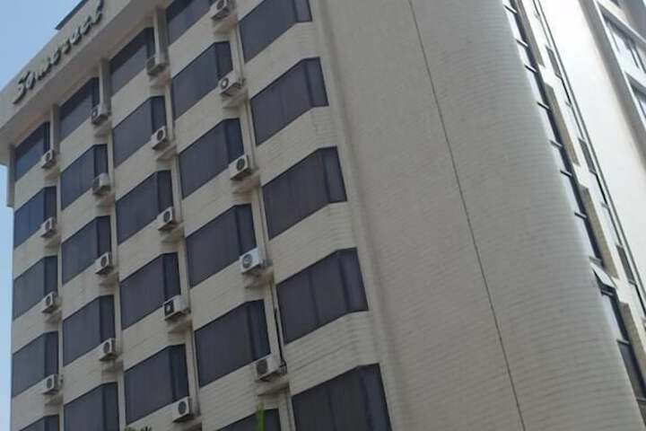 Somerset Hotel