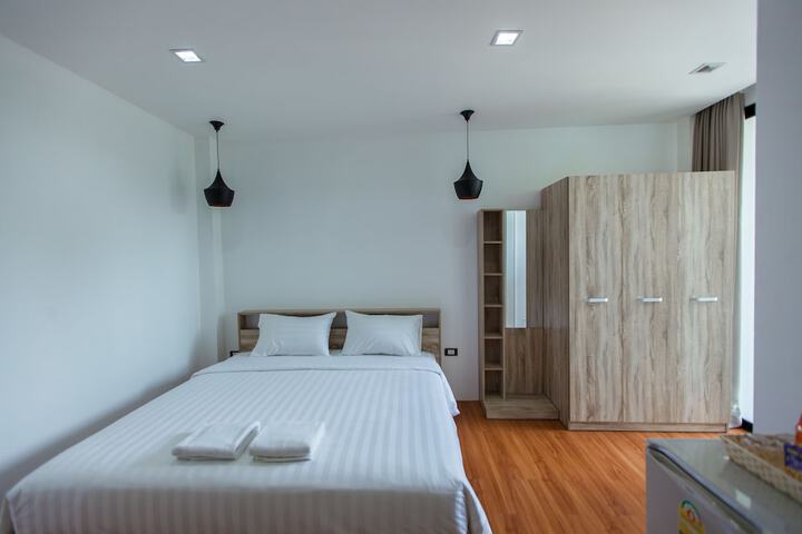 Room 8 of 52