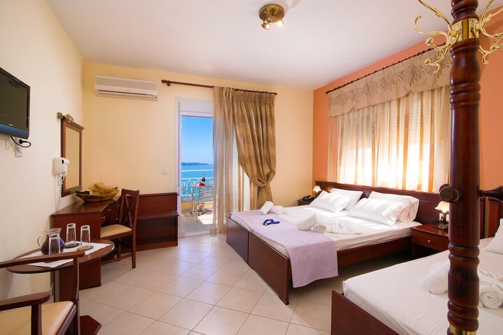 Room 14 of 84