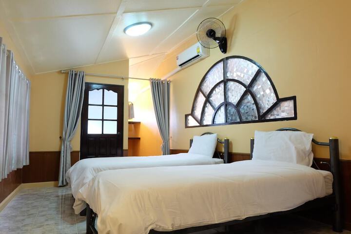 Room 4 of 54