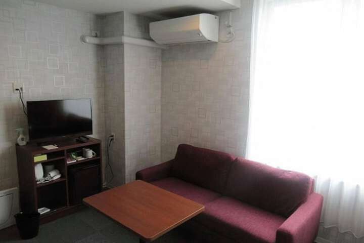 Room 21 of 68