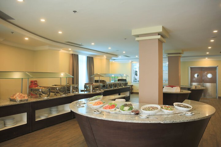 Dining 49 of 91