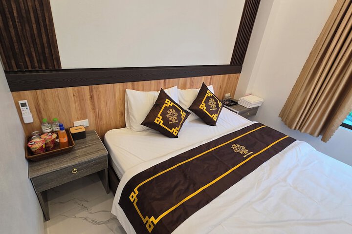 Room 26 of 62