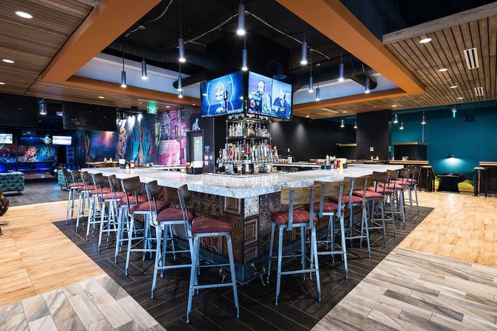Sports bar