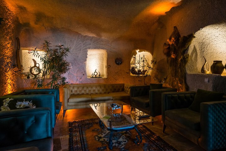 Hotel Interior 6 of 179